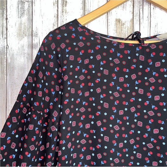 Loft Black Floral Blouse - Picture 4 of 6